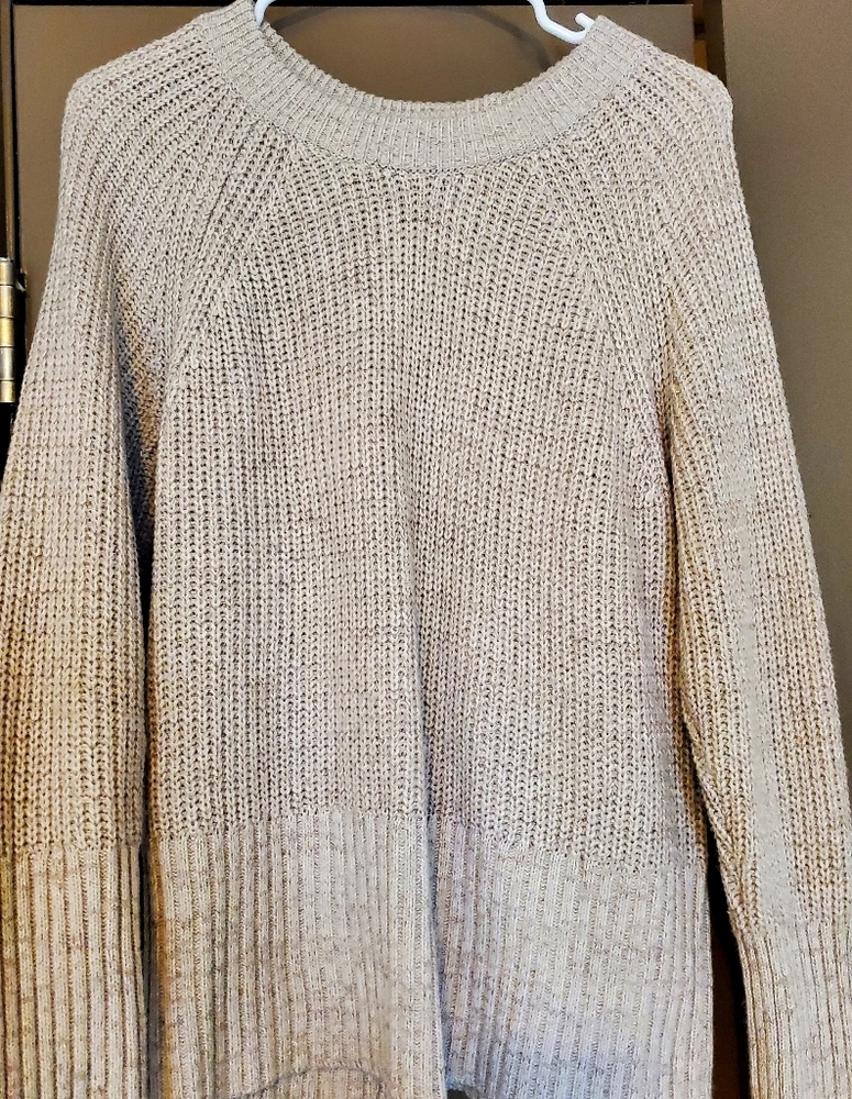 Universal Thread Medium Sweater